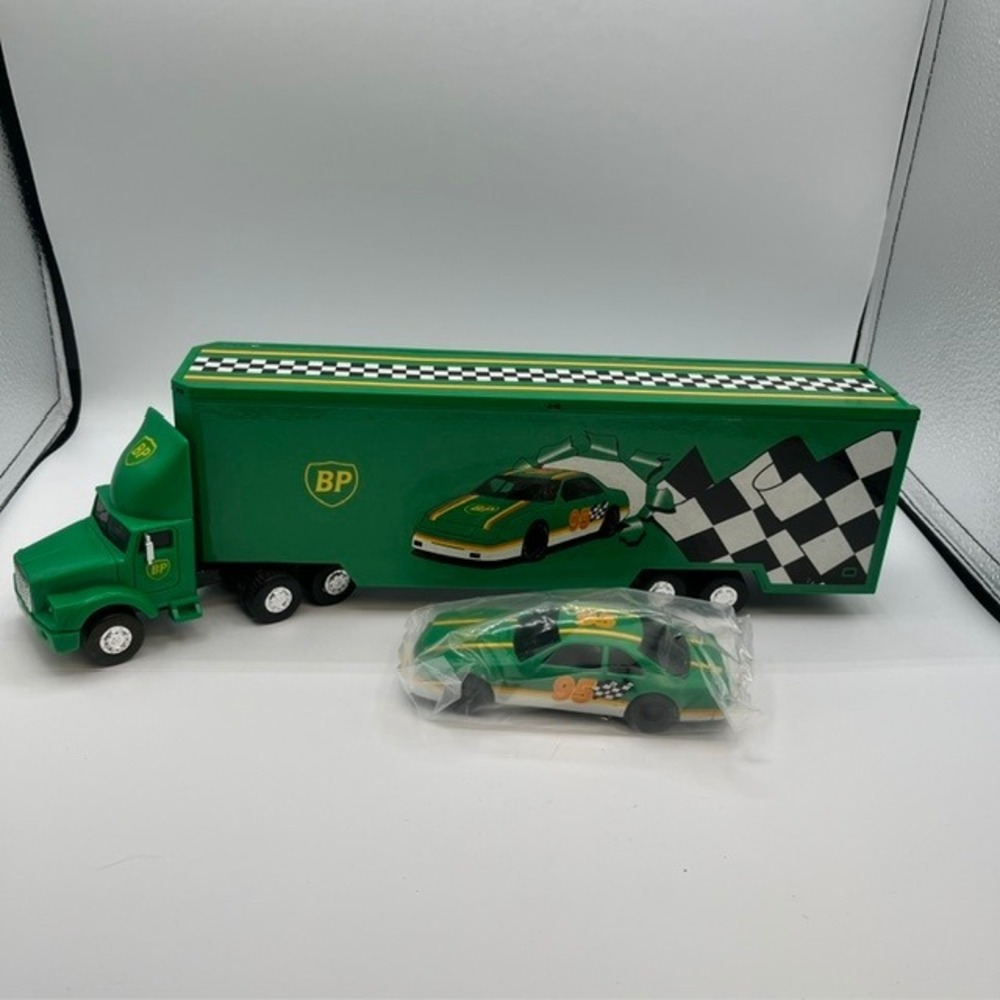 BP Toy Racing Transport Truck Limited Edition Collectors Series Green #95 Car